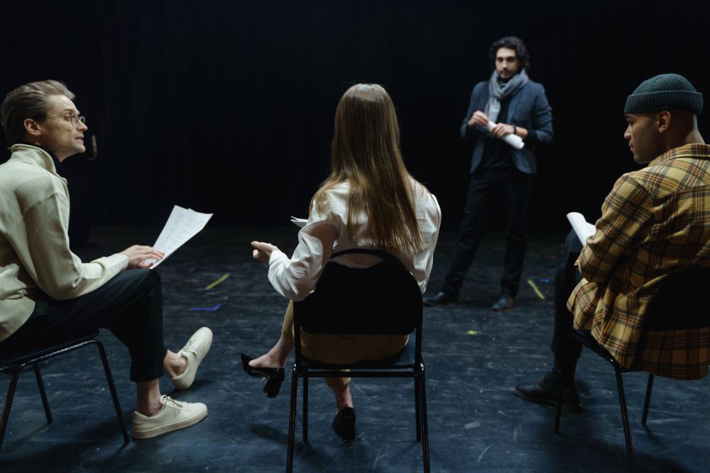 Actors reading through a scene in a circle